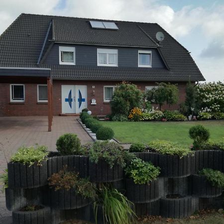 Marina Lägenhet Bleckede Exteriör bild